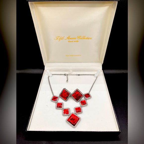 Vtg Butler Signed Fifth Avenue Collection Red Rubi Abalone Necklace And Earrings - Picture 1 of 11
